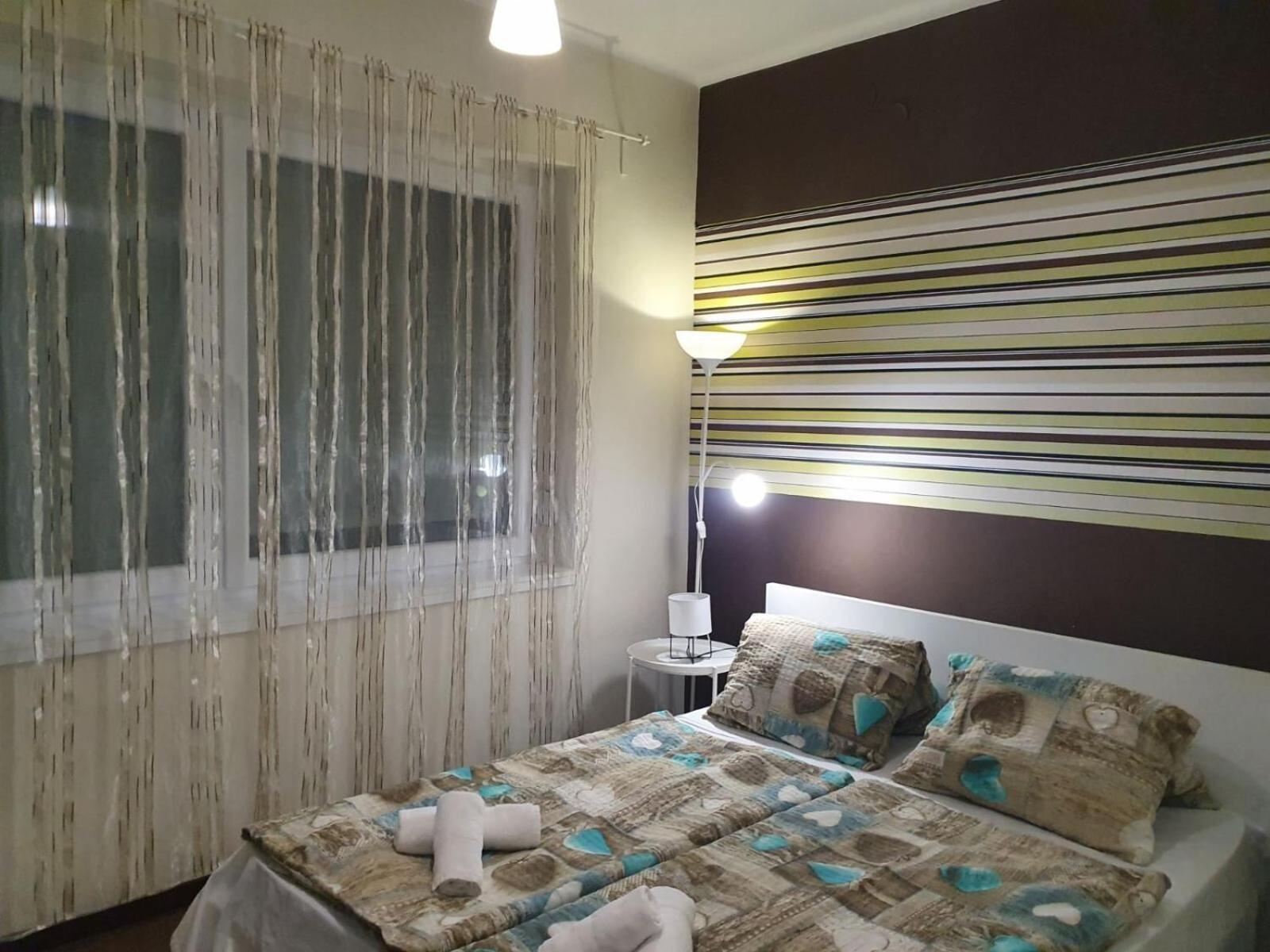 Doris Apartments Siofok Luaran gambar