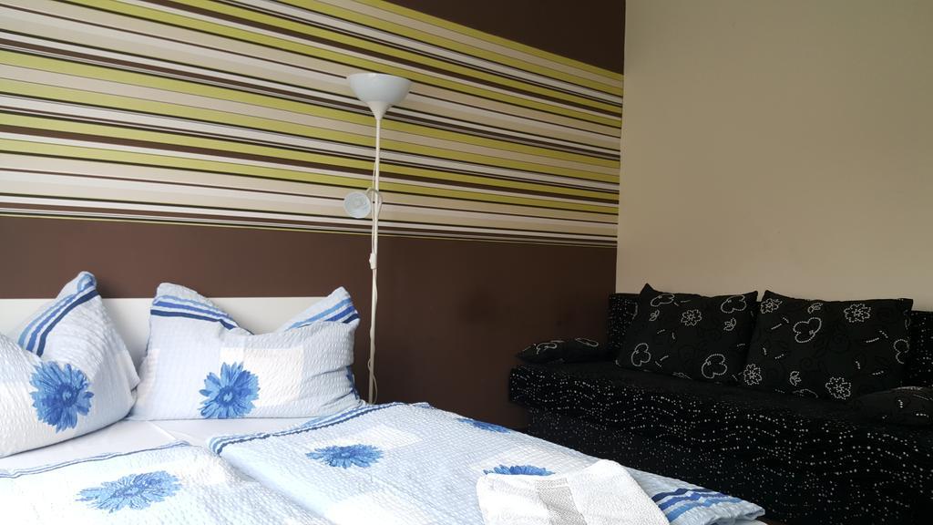 Doris Apartments Siofok Luaran gambar